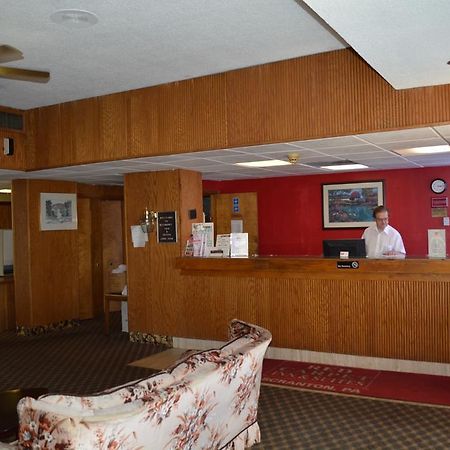 Red Carpet Inn And Suites Scranton Zewnętrze zdjęcie